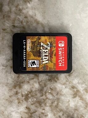 Nintendo Switch The Legend of Zelda: Breath of the Wild Game Card - Red/Black